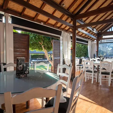 Copacabana ホテル 2*