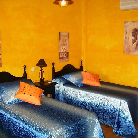 Copacabana Hotel 2*